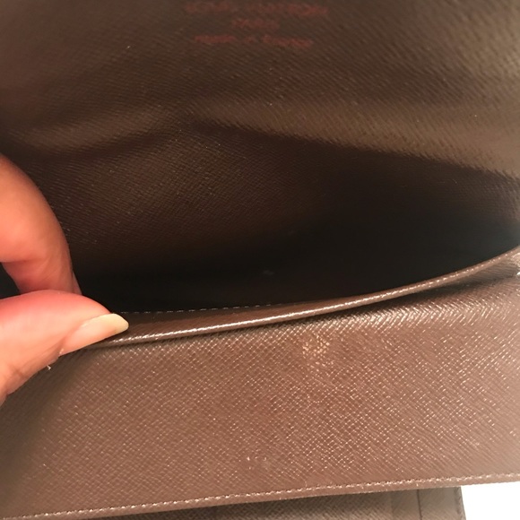 Authentic LV wallet - Picture 7 of 13